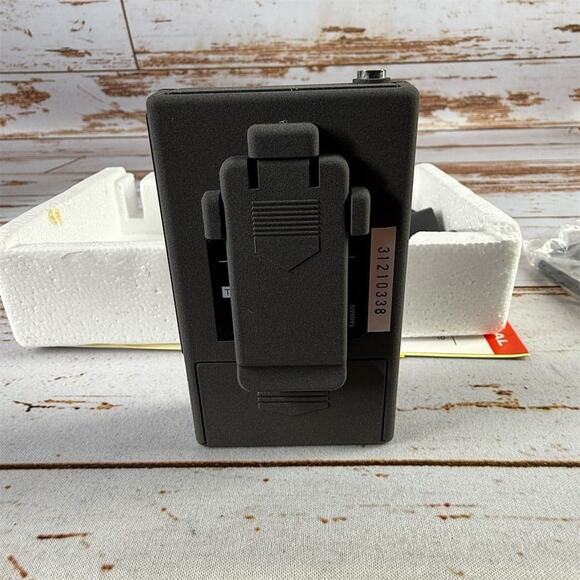 Audio-Technica PRO 88W VHF Wireless Microphone System Universal Use - Picture 5 of 8